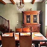 I Segreti Del Borgo - Cosmopolitan * Ostra